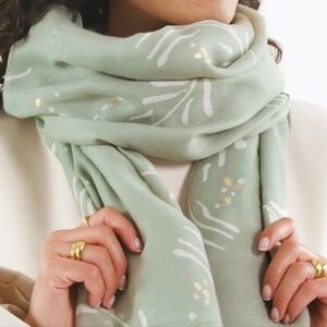 Katie Loxton London Wrap